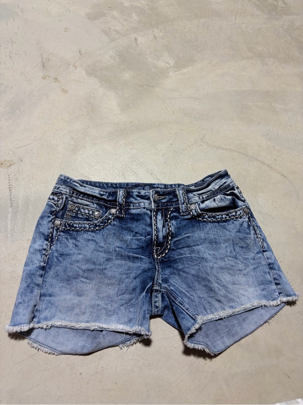 Miss me signature shorts 29 Women’s Blue Denim Cutoff Shorts
